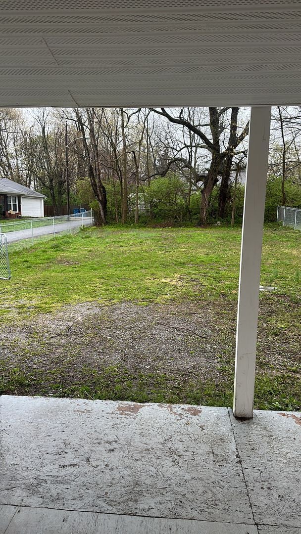 Building Photo - 2 bedroom 2 bath house