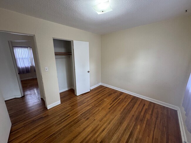 Foto del edificio - Oregon St 1153-1155