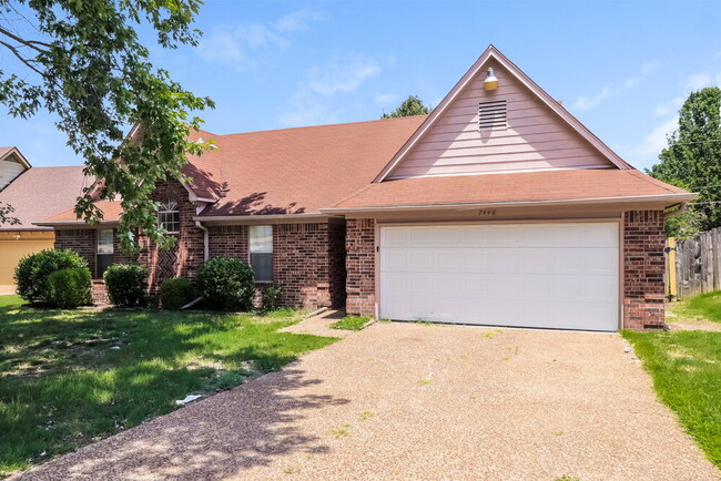 Foto del edificio - 7446 Northwind Cove