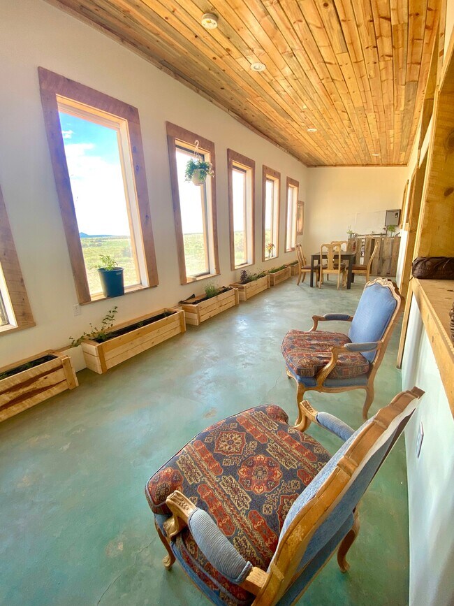 Building Photo - 15 Blue Mountain Wy