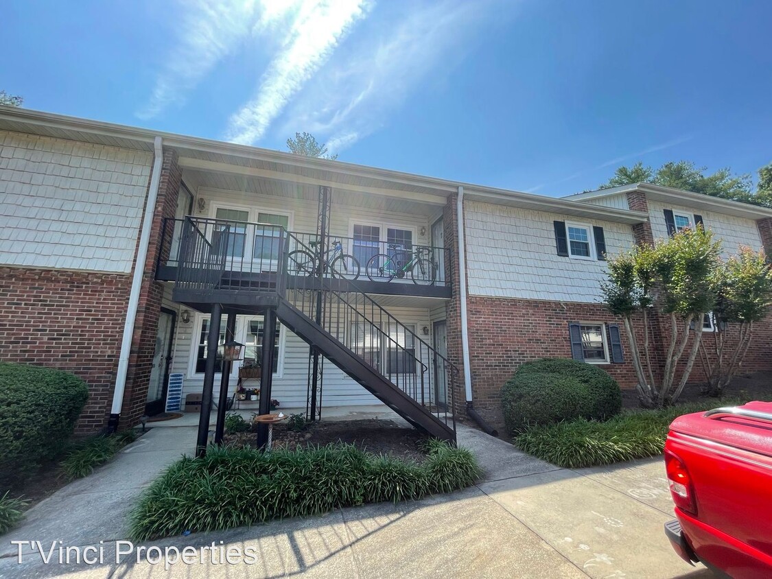 Primary Photo - 1 br, 1 bath House - 200 Northpoint Avenue...