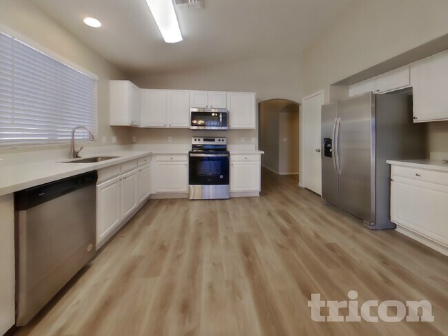 Foto del edificio - 12306 N Palm St