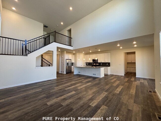 Foto del edificio - Beautiful 5-Bedroom, 4-Bathroom 2-Story Home!