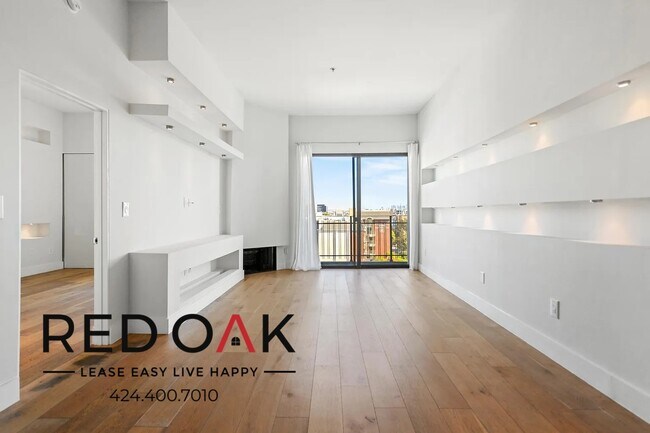 Building Photo - 8811 Burton Way