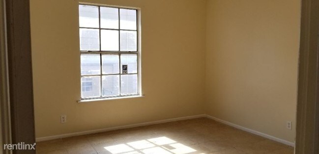 Foto del edificio - 3702 Keltner Ave