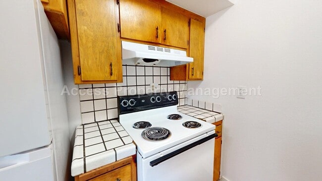 Foto del edificio - 617 W Santa Fe Ave