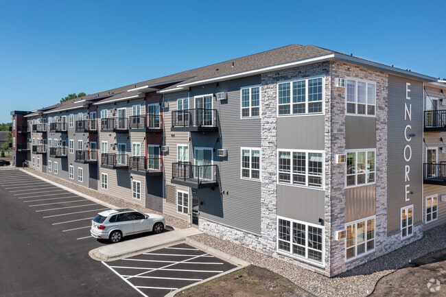 Building Photo - Encore on the Park