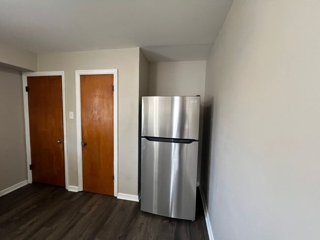 Foto del edificio - Three Bedroom Home Available in Woodson Terrace!