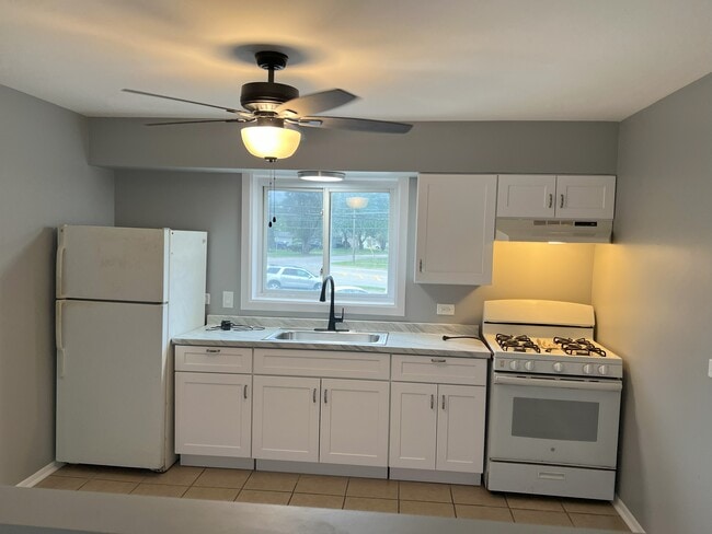 Building Photo - 2603 Rohlwing Rd