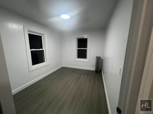 Foto del edificio - HAWTREE STREET