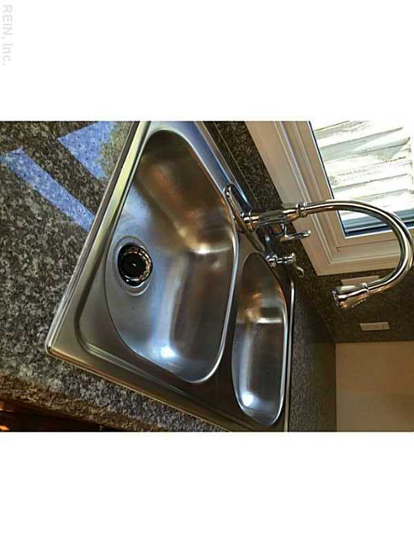 Foto del edificio - 708 W 36th St