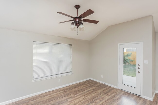 Building Photo - 8117 Hennessey