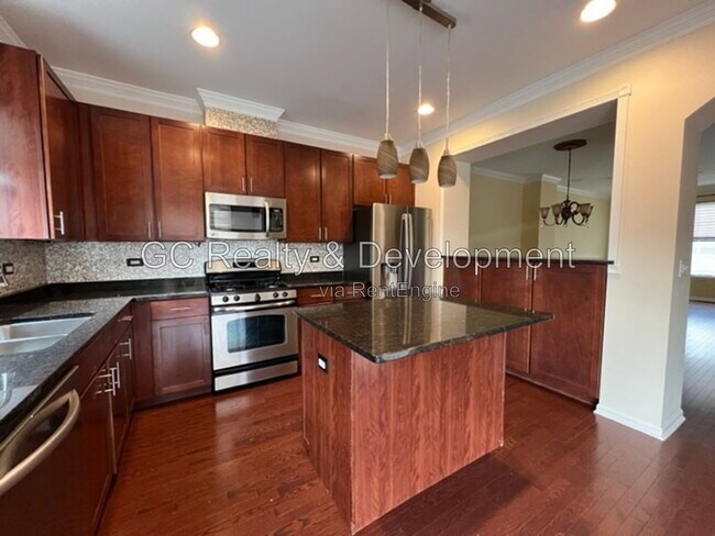 Foto del edificio - 1271 Evergreen Ave