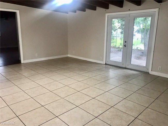 Building Photo - 3 br, 2 bath House - 7804 Shalimar St