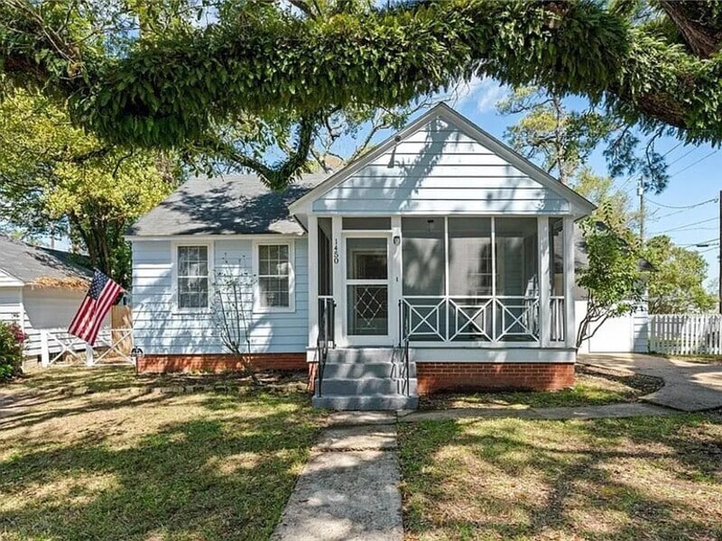 Foto principal - 1450 McArthur St