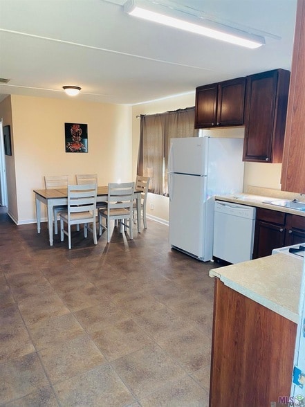 Foto del edificio - 1018 S Mire Ave