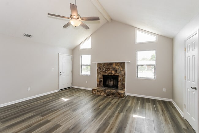 Building Photo - Inviting 3-Bedroom Home in Hephzibah, GA