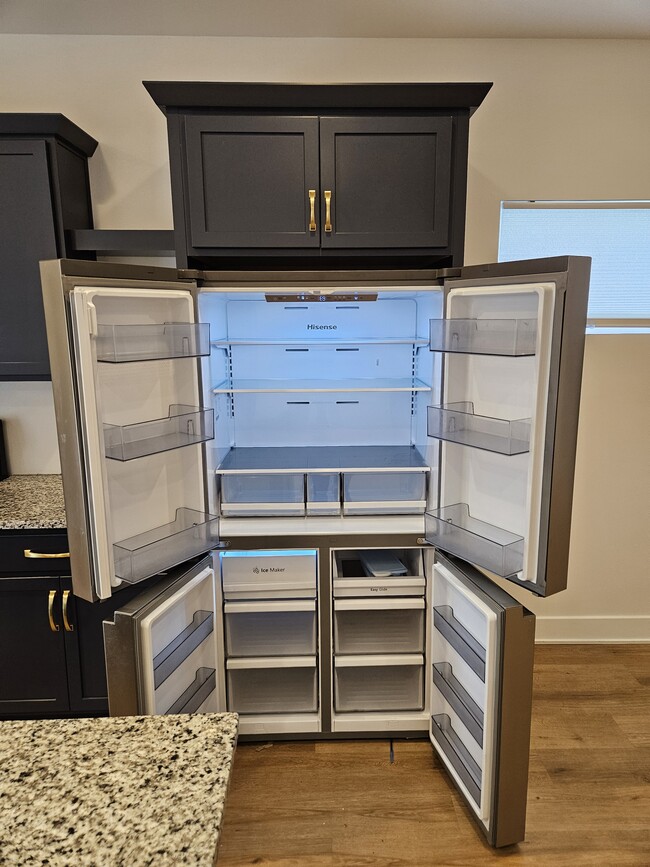 Foto del edificio - Crittenden Downstairs