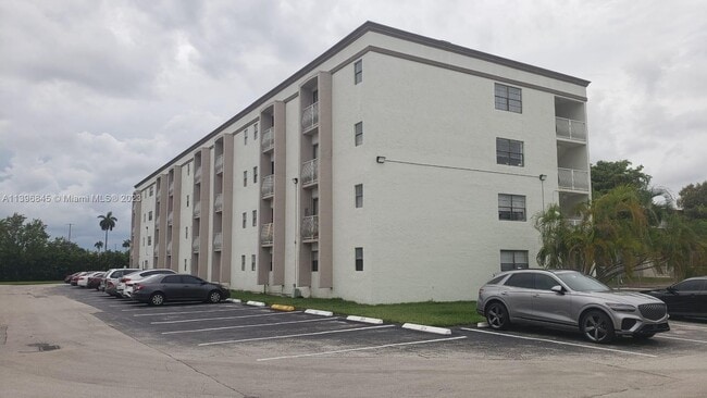 Foto del edificio - 500 NE 2nd St