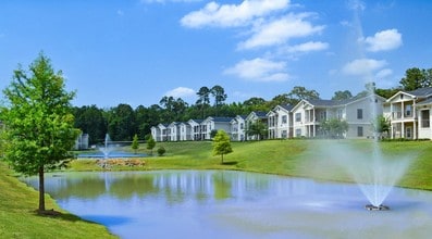 Building Photo - Village at Westlake