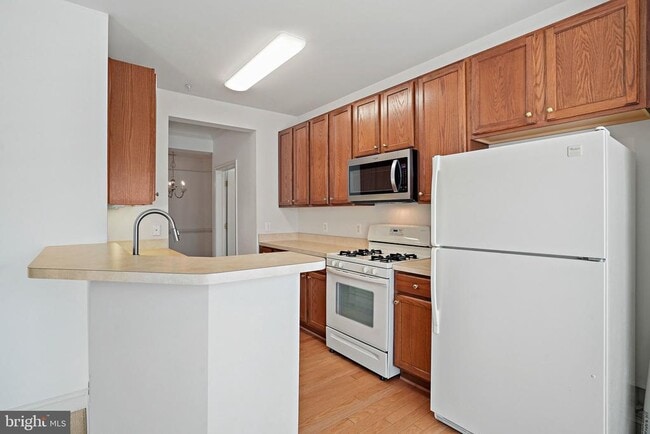 Building Photo - 2150 Troon Overlook