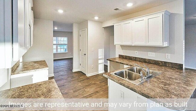 Foto del edificio - 4541 Sandstone Dr