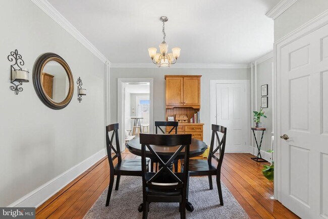 Foto del edificio - 405 Leverington Ave