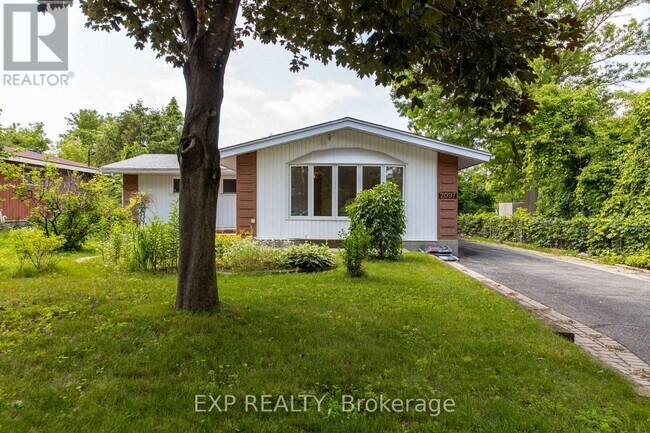 Photo du bâtiment - 2097 Kingsley Rd