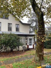 Building Photo - 123 Sylvan St