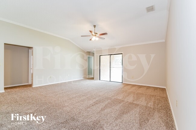 Building Photo - 3333 Horseshoe Trail Dr