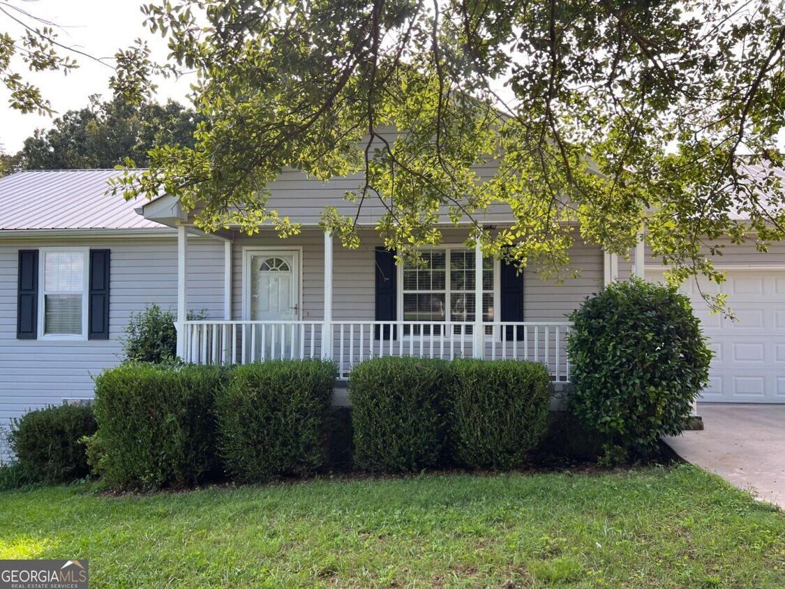Foto principal - 5075 Mills Dr