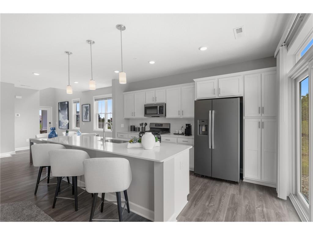 Foto principal - 9376 4th St N