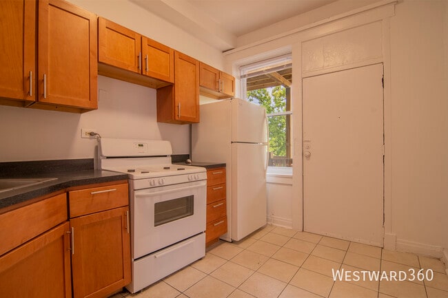 Building Photo - 1548 N Homan Ave.