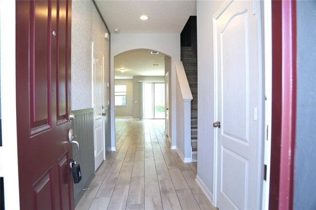 Building Photo - 229 Rustic Loop