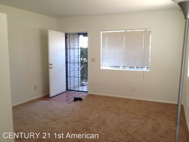 Foto del edificio - 2 br, 1 bath House - 211 W. Roger Road No 17