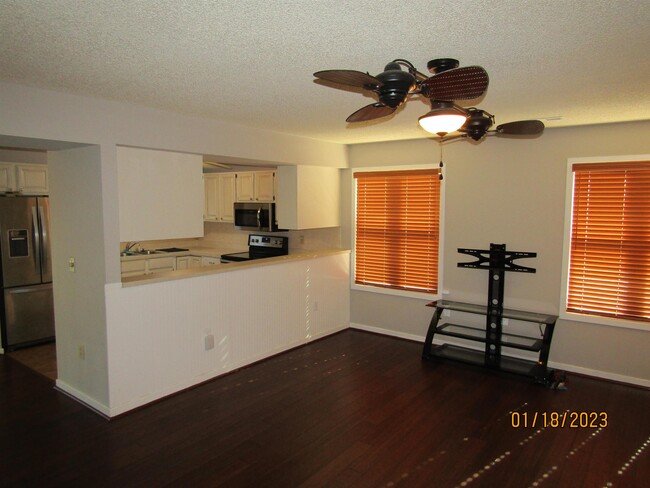 Building Photo - 2270 Vereen Cir