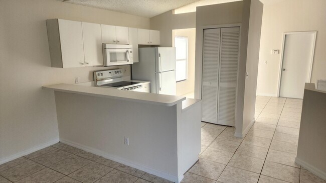 Foto del edificio - 648 SW Nichols Terrace
