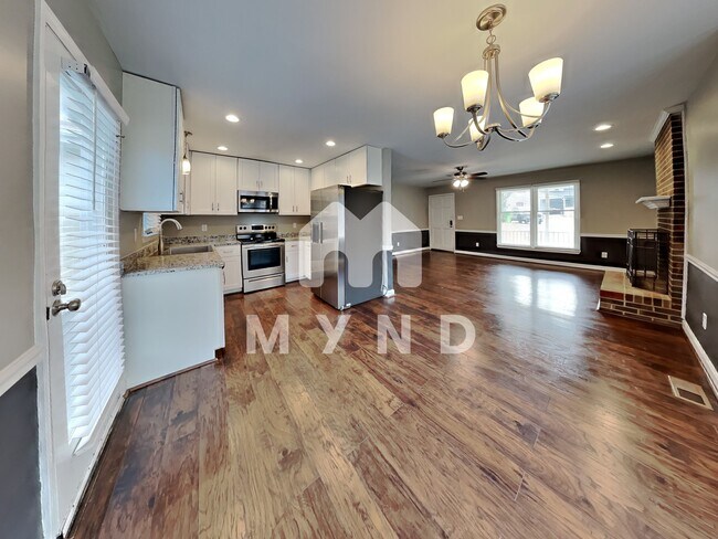 Building Photo - 3504 Berdan Ct
