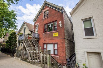 Building Photo - 2022 W Shakespeare Ave