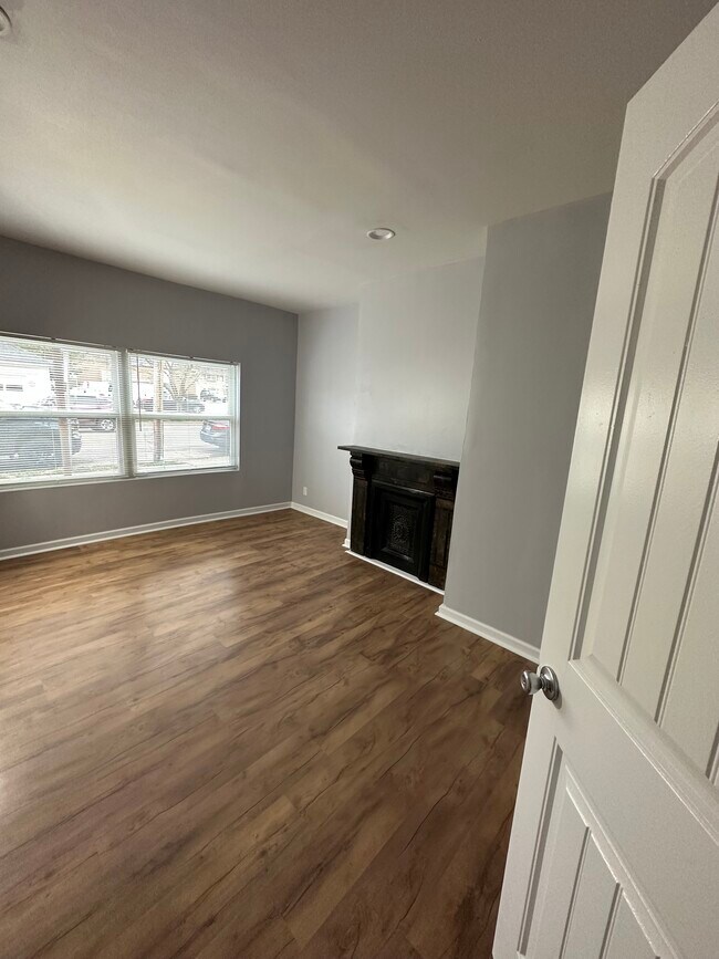 118 S Walnut St Unit 1, Harrison, OH 45030 Apartments in Harrison, OH