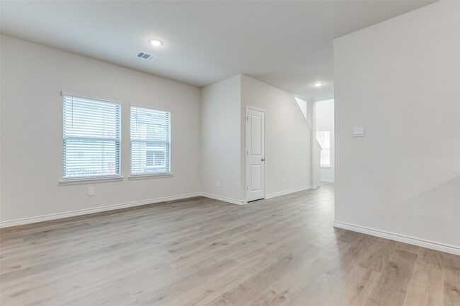 Photo - 240 Kistler Drive Unit House