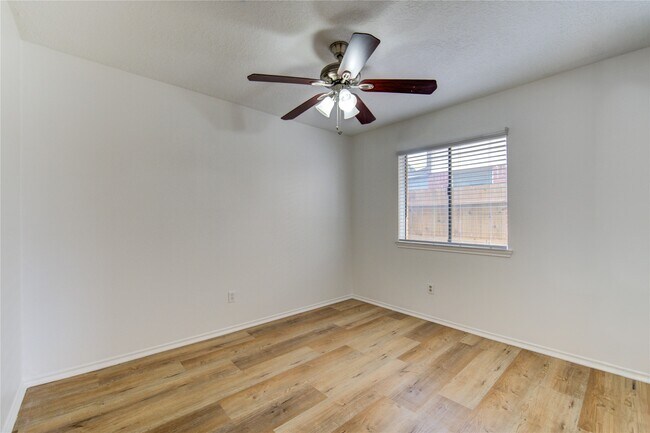 Building Photo - 18418 Arbormont Dr