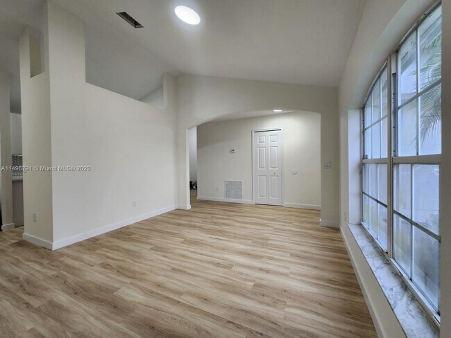 Foto del edificio - 5532 NW Cordrey St