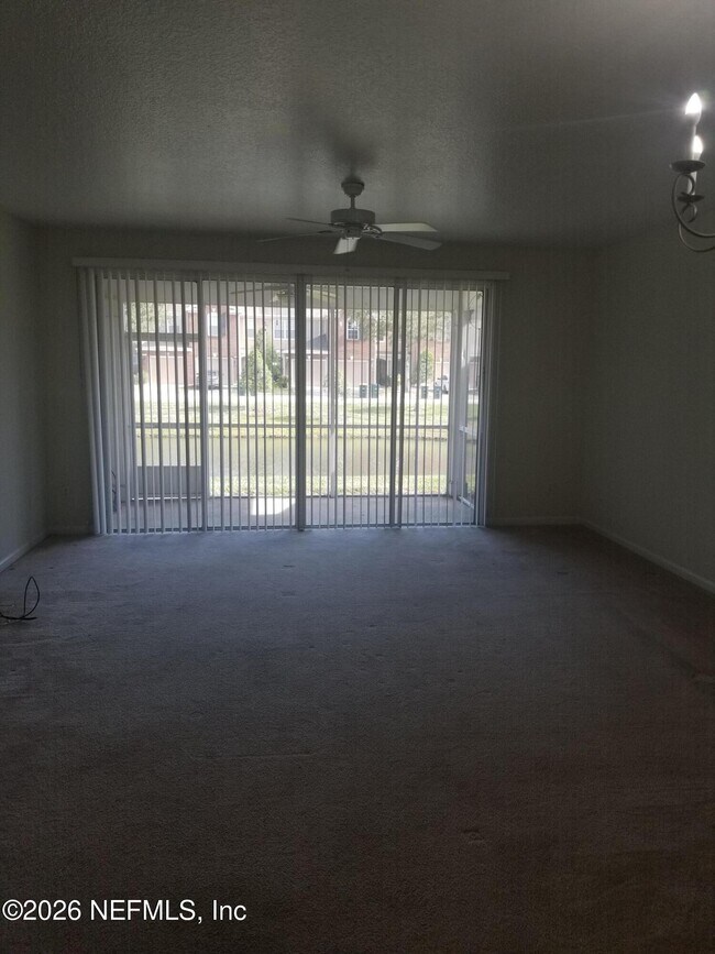 Foto del edificio - 4137 Crownwood Dr