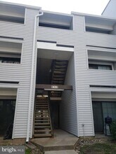 Building Photo - 1639 Carriage House Terrace