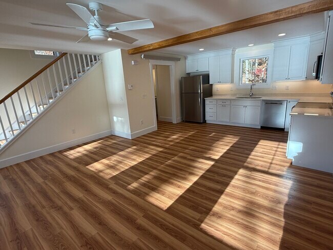 Foto del edificio - 14 Big Rock Ln