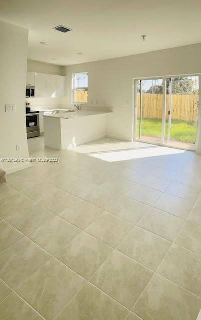 Foto del edificio - 12311 NW 23rd Ct