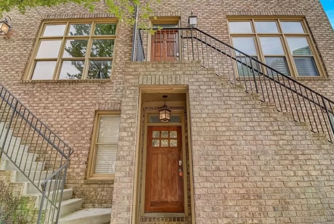 Foto del edificio - 947 N Ormewood Park Dr SE