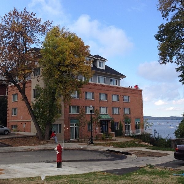 Foto principal - The Lake House