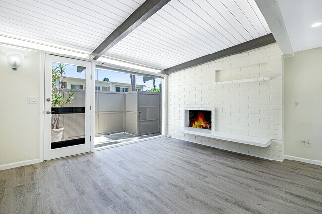 Living Room & Patio - 11301 Gladwin St